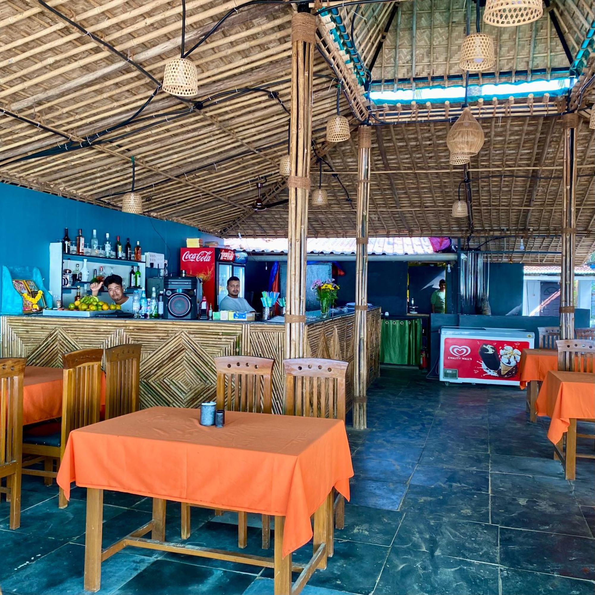 Chill Out Jasmine Restaurant Bar Rooms Палолем Экстерьер фото